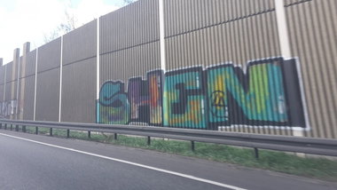 Graffiti Wall - Photo by JemandAnders - shen