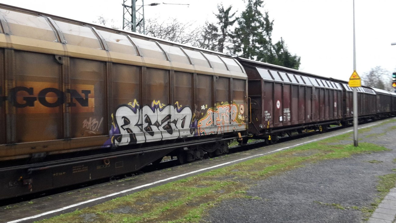 Graffiti Photo by JemandAnders - rezo, lme, fr8