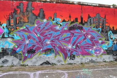 Graffiti Wall in Rostock - Photo by Jero87 - Jero87