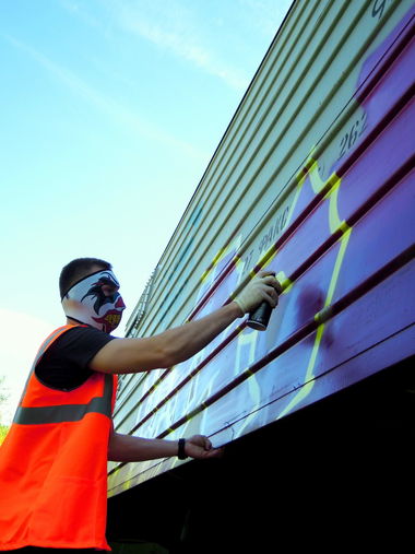 Graffiti Artwork in Spb - Photo by Jeros - jeros