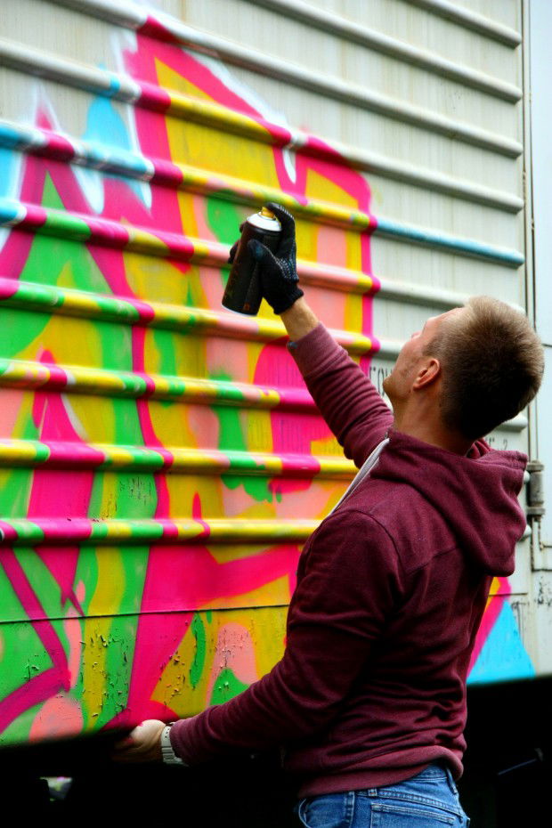 Graffiti Artwork in Kudrovo - Photo by Jeros - Jeros (2013)