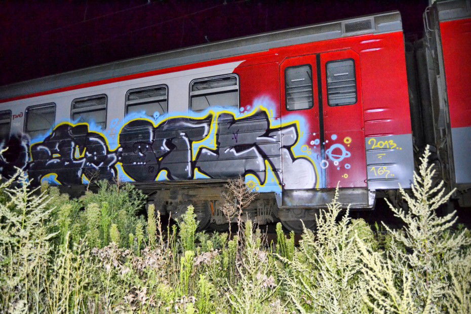 Graffiti Train - Photo by Jetro (2013)