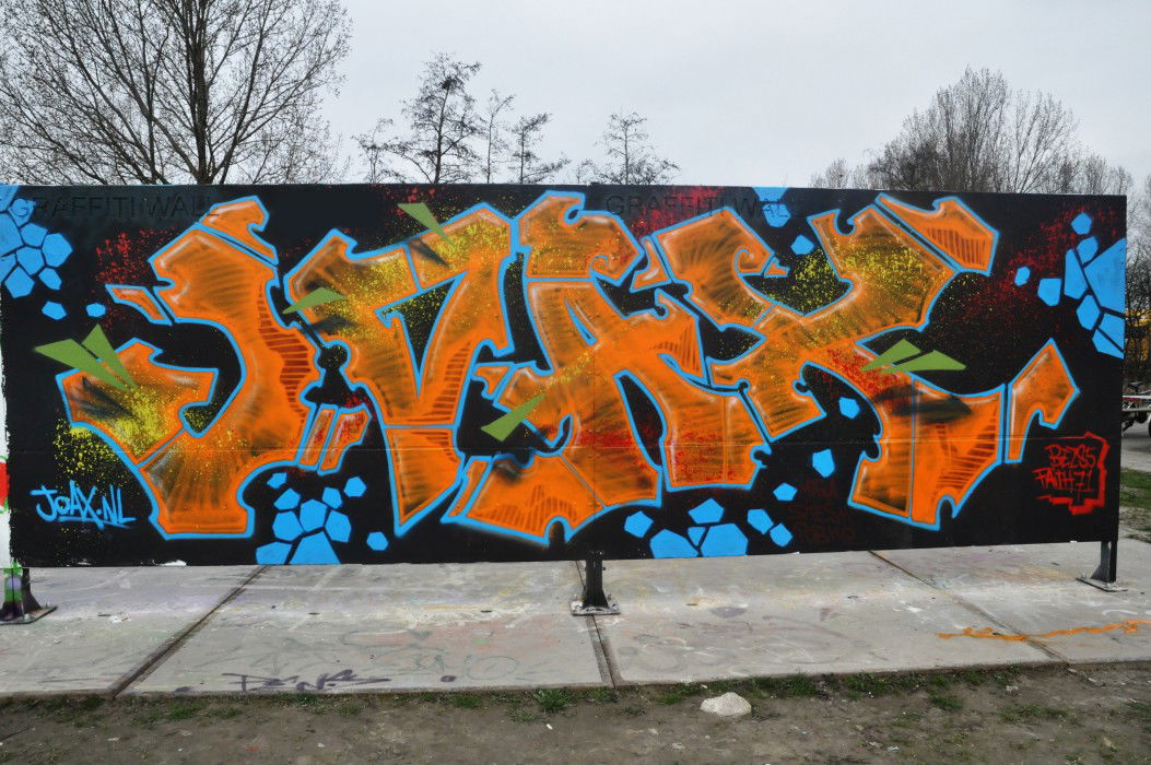 Graffiti Wall in Rotterdam - Photo by Joax - Capelsebrug, Rotterdam, orange