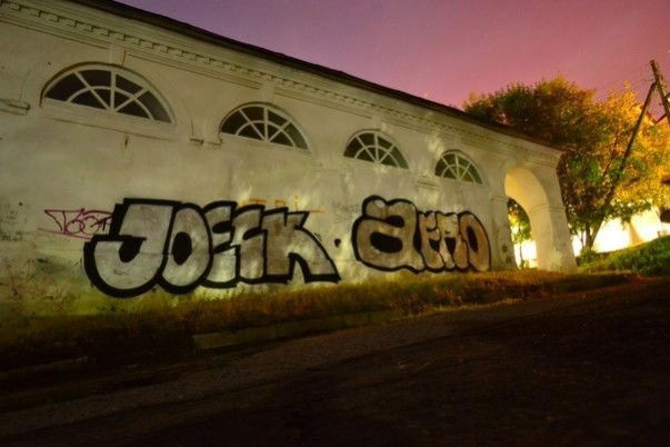 Graffiti Bombing - Photo by Joeck - Joeck, afro (2013)