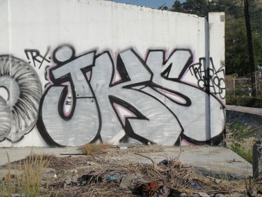 Graffiti Bombing in Subic - Photo by Joekatze - JKS, Jokers, Jokaz (2012)