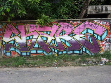 Graffiti Wall - Photo by Joekatze - Share, Jks, Jokers (2013)