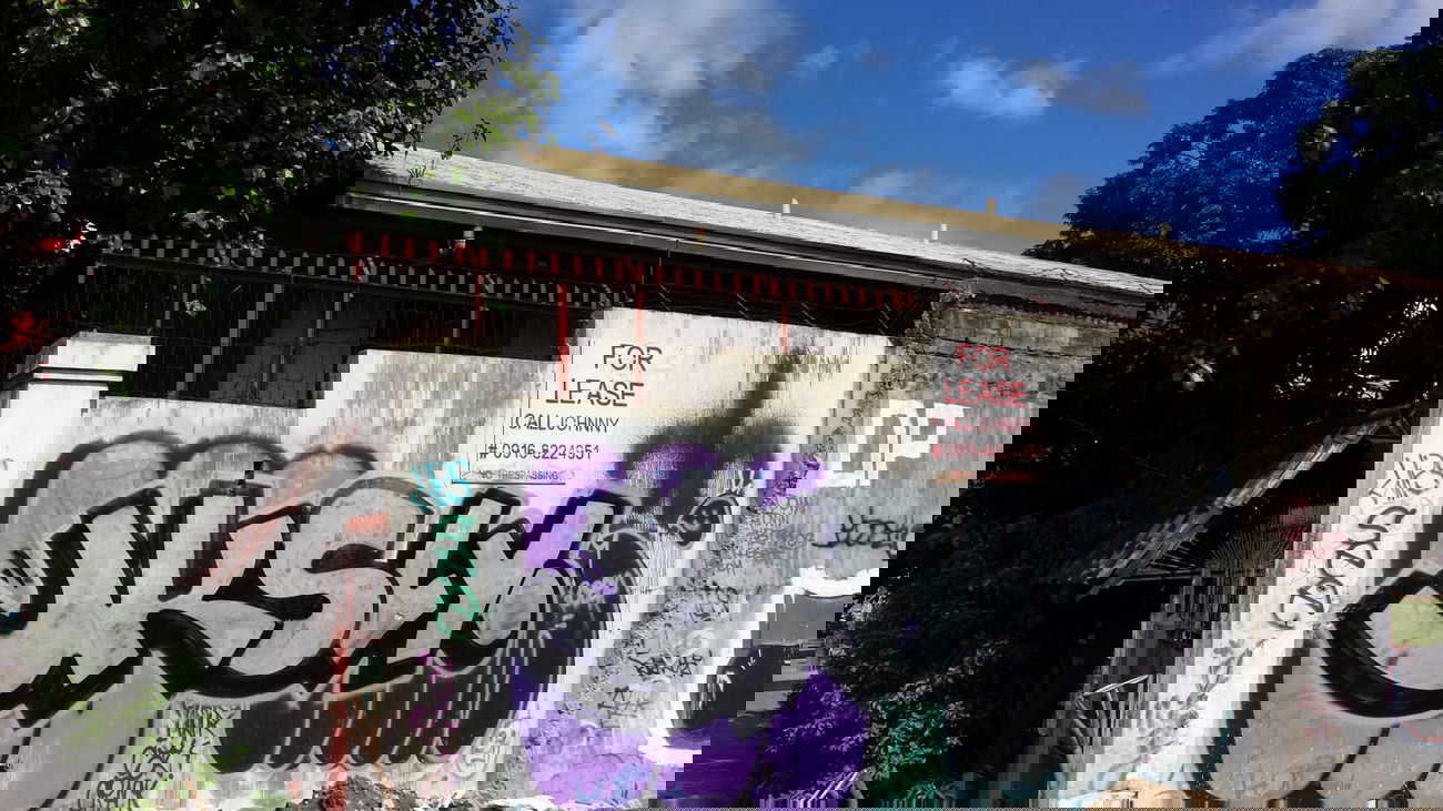 Graffiti Bombing - Photo by Joekatze - JKS, SLY, Jokers (2013)