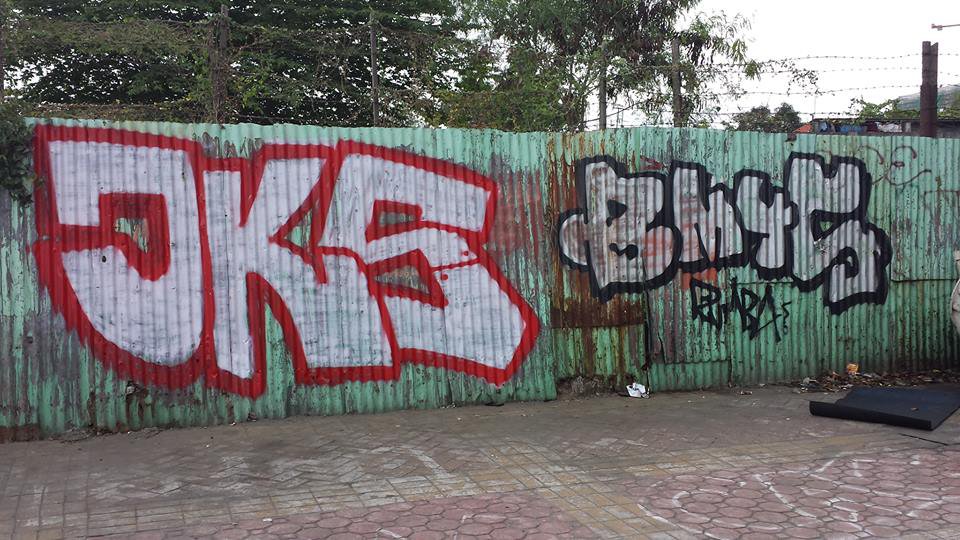 Graffiti Bombing - Photo by Joekatze - JKS, BM45, Raick (2014)