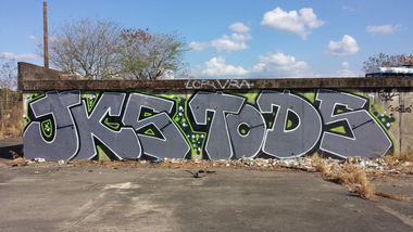 Graffiti Bombing - Photo by Joekatze - JKS, TODS, Jokers (2014)