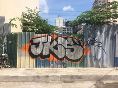 Graffiti Bombing - Photo by Joekatze - JKS, Jokers, Cnik (2014)