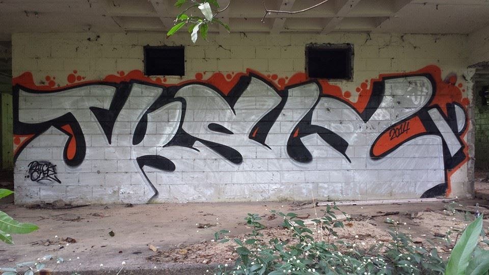 Graffiti Bombing - Photo by Joekatze - JKS, SLY, Raick (2014)