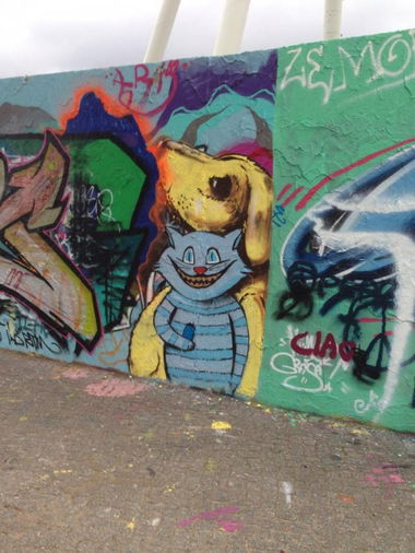 Graffiti Wall - Photo by Jolie - grinsekatze, mauerpark, jolie (2014)