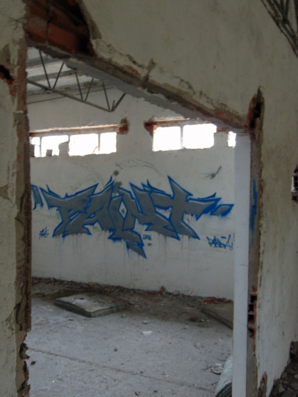 Graffiti Wall - Photo by JukeOneSi