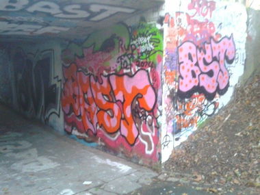 Graffiti Wall in Soest - Photo by Junkee - Bast-Bst (2014)