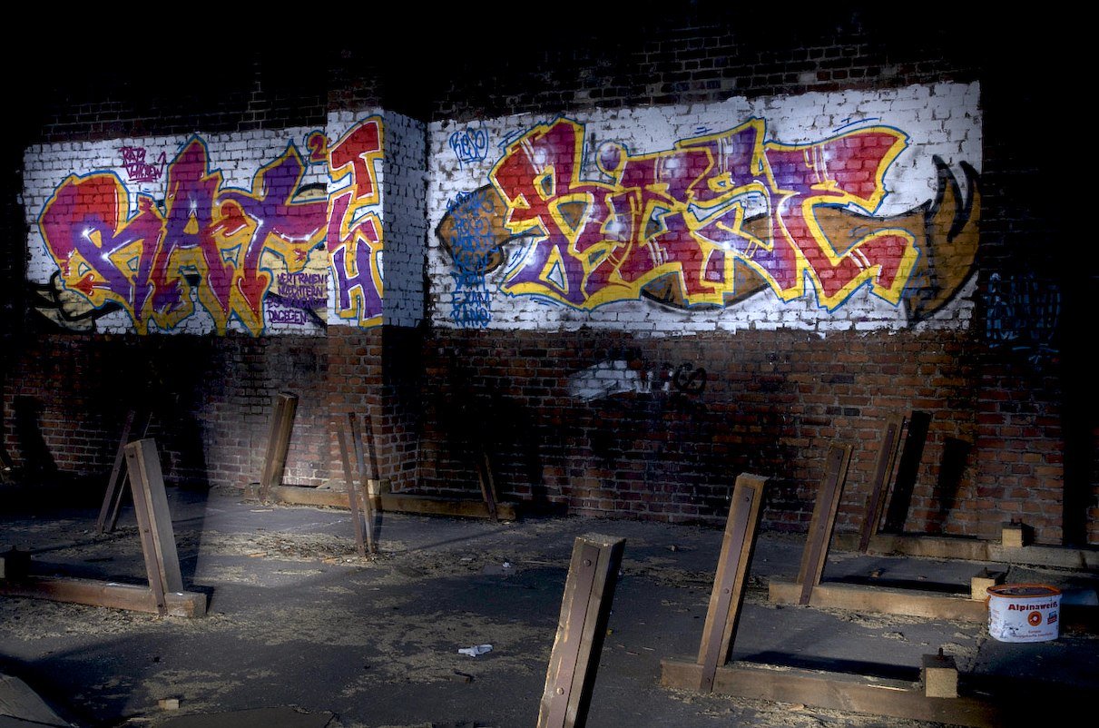 Graffiti Bombing in Köln - Photo by Jupiter - Rat, Riese, TLH (2012)