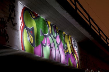 Graffiti Bombing in Köln - Photo by Jupiter - Foim, BridgeWorks, NightBridges (20XX)