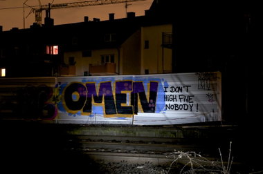 Graffiti Bombing in Köln - Photo by Jupiter - Omen, DFV, 354 (2012)