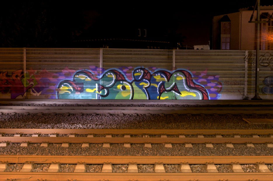 Graffiti Bombing in Köln - Photo by Jupiter - Foim, SMK, 180 (2011)