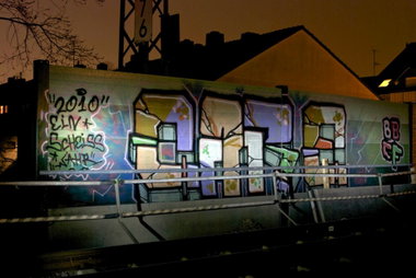 Graffiti Bombing in Köln - Photo by Jupiter - Care, CF, HA (2010)