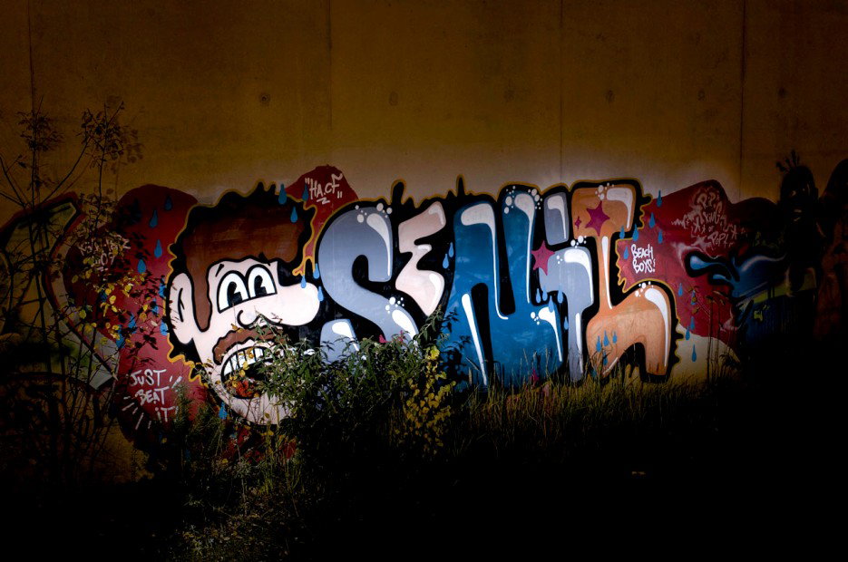 Graffiti Bombing in Köln - Photo by Jupiter - Senil, CF, Cologne (2009)