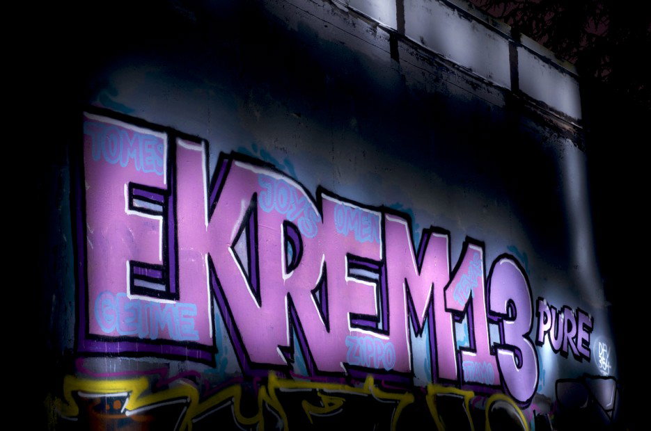 Graffiti Wall in Köln - Photo by Jupiter - Ekrem, DFV, 354 (2013)