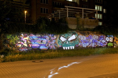 Graffiti Wall in Köln - Photo by Jupiter - Seks, Bari, Novel (2013)