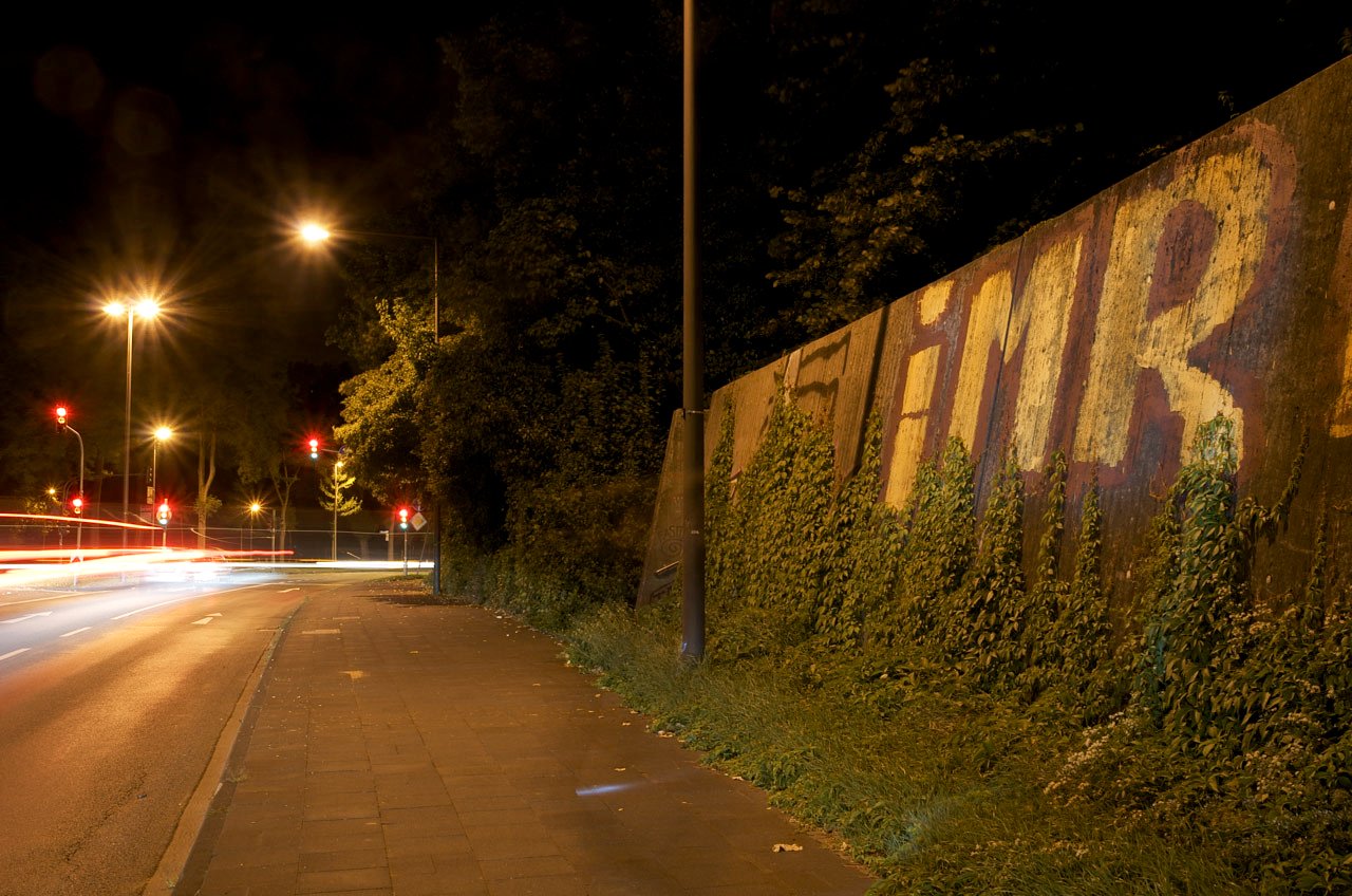 Graffiti Bombing in Köln - Photo by Jupiter - IMR, RollOn, Cologne (2013)