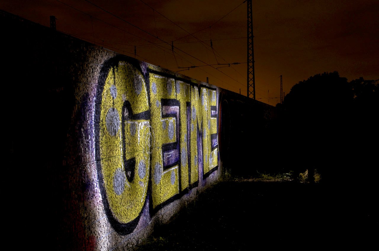 Graffiti Bombing in Köln - Photo by Jupiter - GetMe, Cologne, Colonia (2013)
