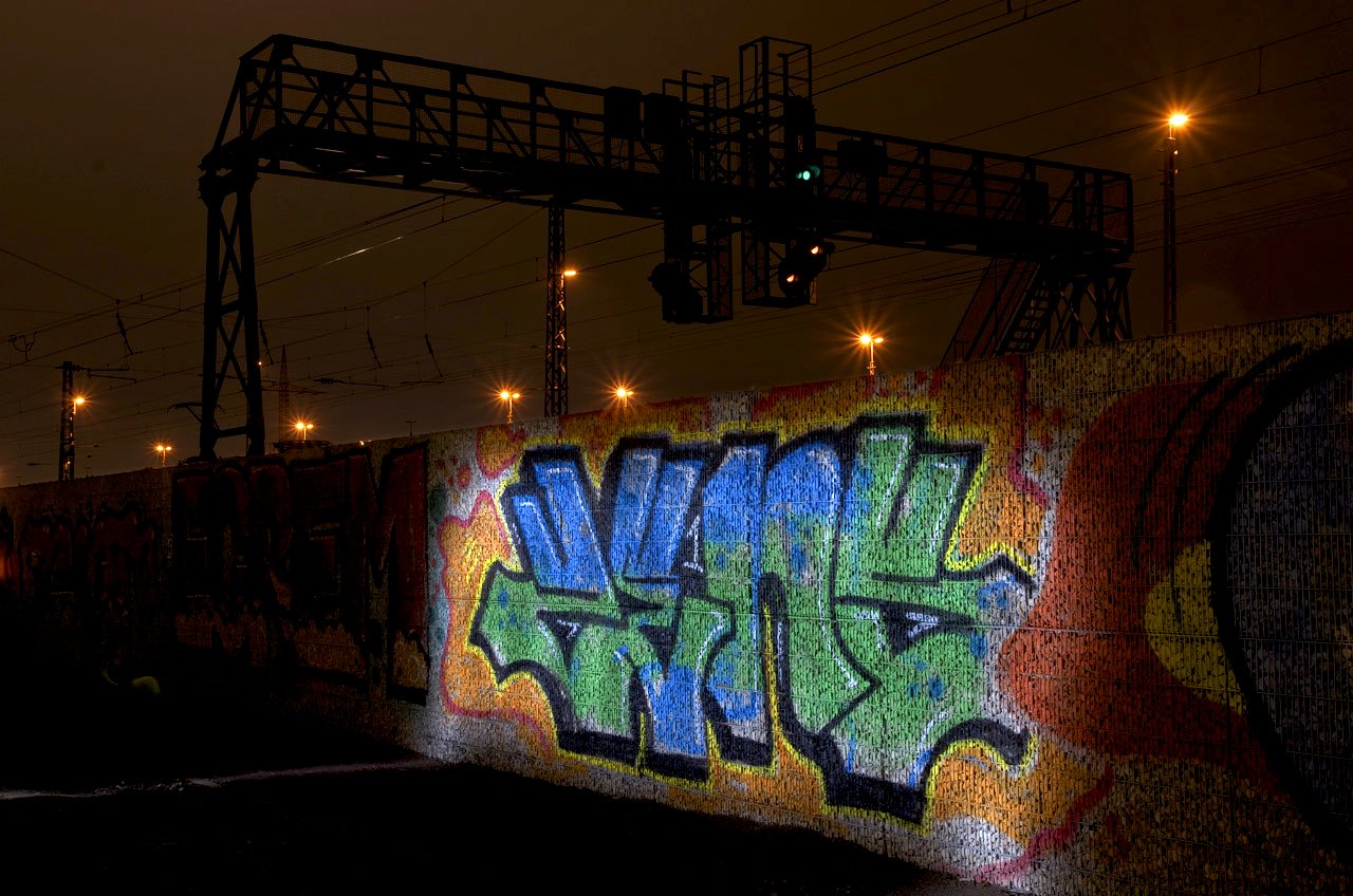 Graffiti Bombing in Köln - Photo by Jupiter - Zens, INK, Cologne (2013)