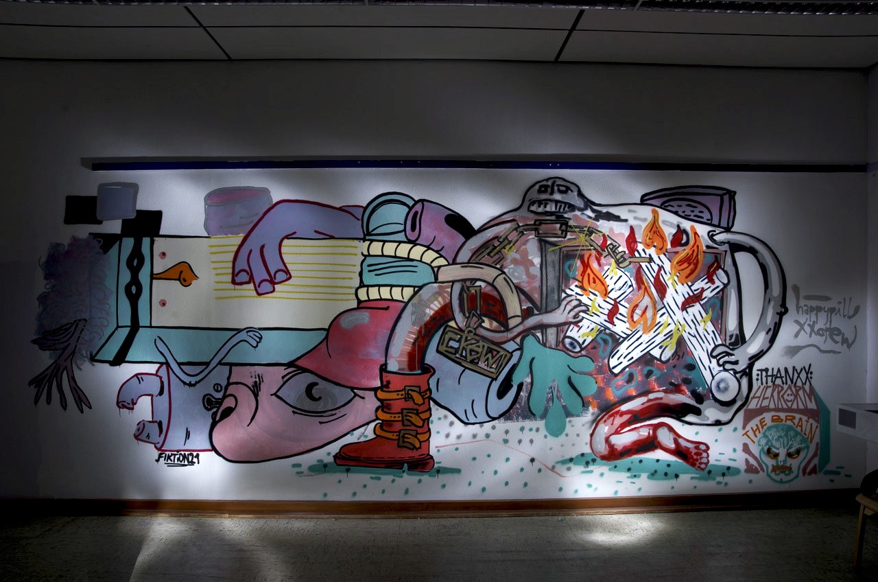 Graffiti Wall in Recklinghausen - Photo by Jupiter - Fiktion21, HappyPill, Back-to-School (2013)