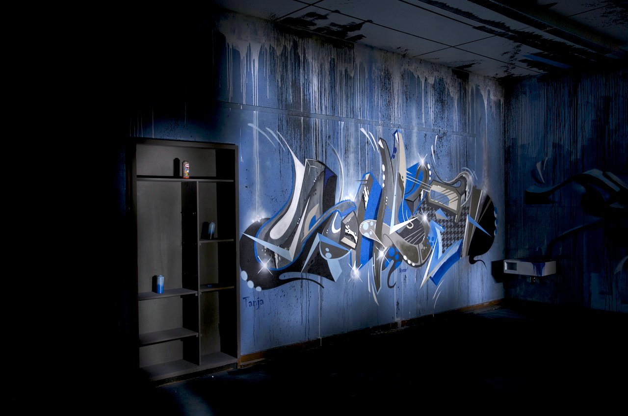 Graffiti Wall in Recklinghausen - Photo by Jupiter - Shye, Blue-Class, Back-to-School (2013)