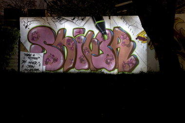 Graffiti Wall in Wiesbaden - Photo by Jupiter - Shiver, Kontext, Hall-of-Fame (2013)