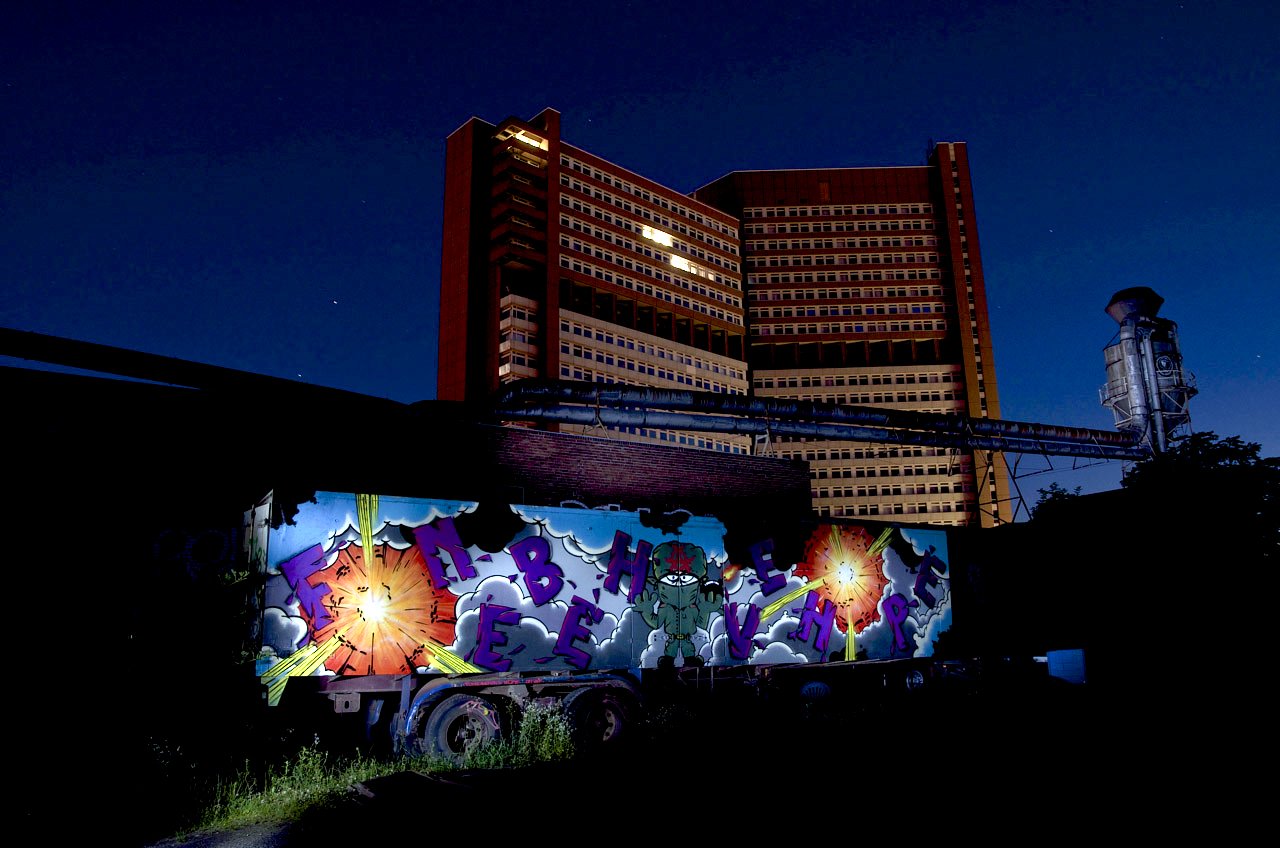 Graffiti Artwork in Köln - Photo by Jupiter - Behave, Beyond-Justice, BHave (2012)