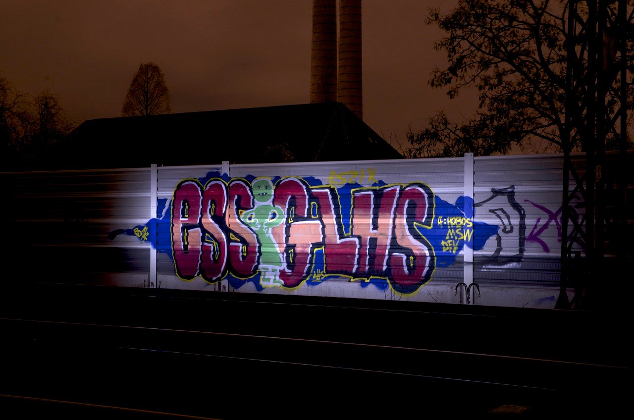 Graffiti Bombing in Köln - Photo by Jupiter - Essig, LHs, Cologne (2014)