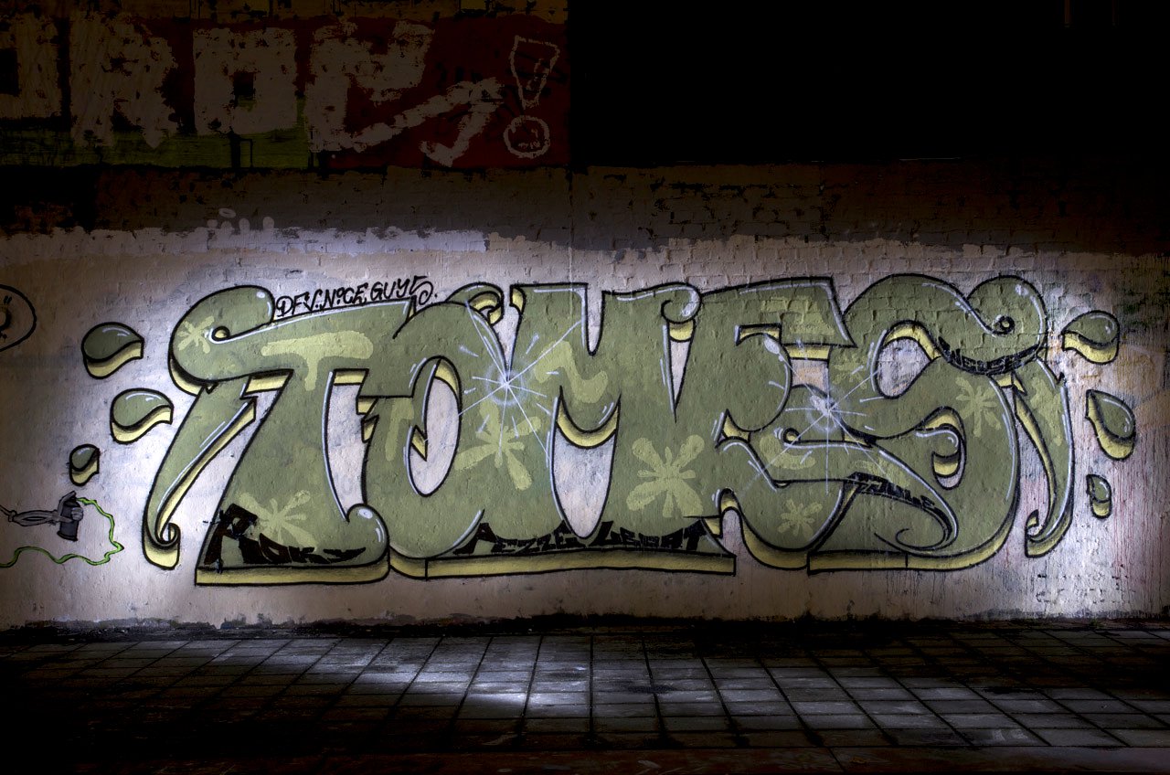Graffiti Wall in Köln - Photo by Jupiter - Tomes, DFV, NC (2014)