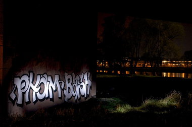 Graffiti Bombing in Köln - Photo by Jupiter - Pham, Bash, BridgeWorks (2014)
