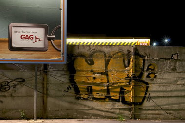 Graffiti Bombing in Köln - Photo by Jupiter - BB, Beach, Boys