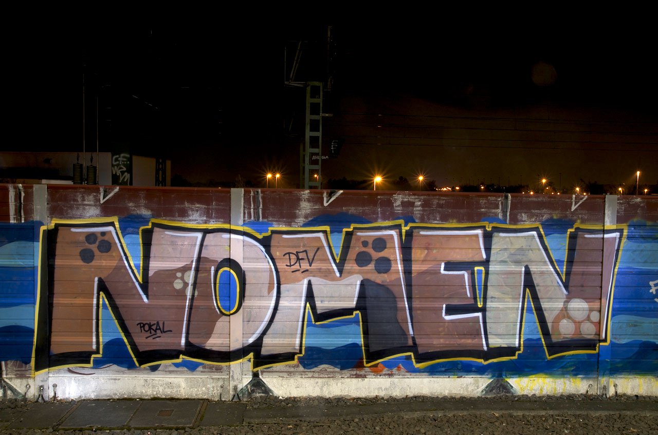 Graffiti Bombing in Köln - Photo by Jupiter - Nomen, DFV, Nomen