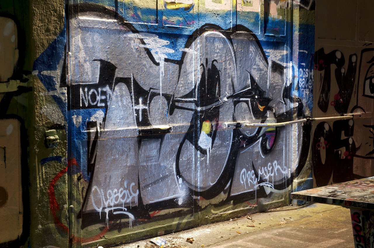 Graffiti Wall in Köln - Photo by Jupiter - TYOs, ChromeWork, Cologne (2014)