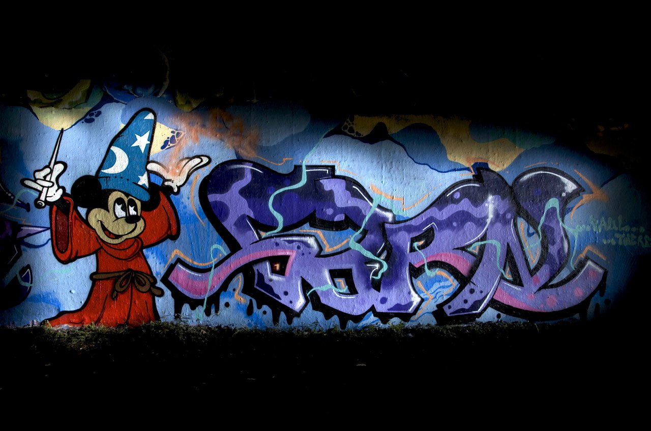 Graffiti Wall in Köln - Photo by Jupiter - Garn, OneLove, Character (2013)