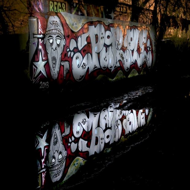 Graffiti Wall in Köln - Photo by Jupiter - Purple, Bulle, VRS (2013)
