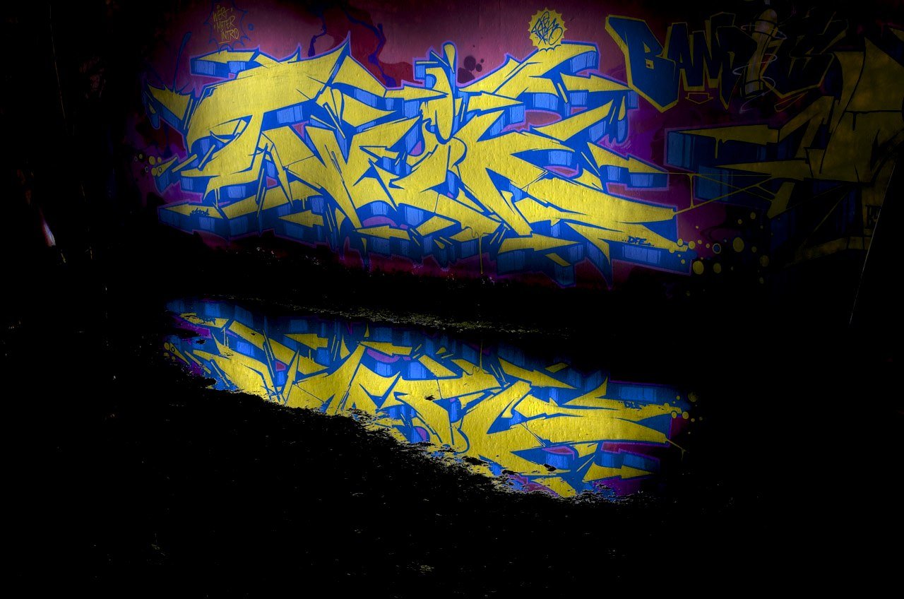 Graffiti Wall in Köln - Photo by Jupiter - Twik, DFE, Reflections (2013)