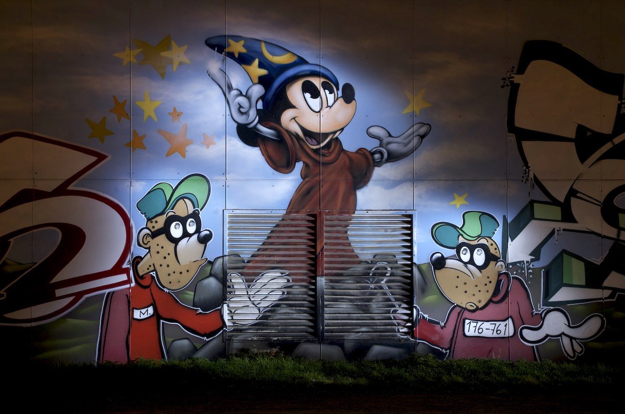 Graffiti Wall in Essen - Photo by Jupiter - Demon, Character, ESArea