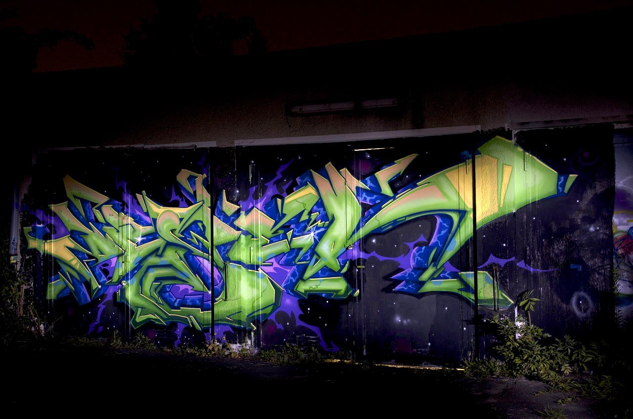 Graffiti Bombing in Köln - Photo by Jupiter - Desper, SWF, Beyond-Justice (2012)