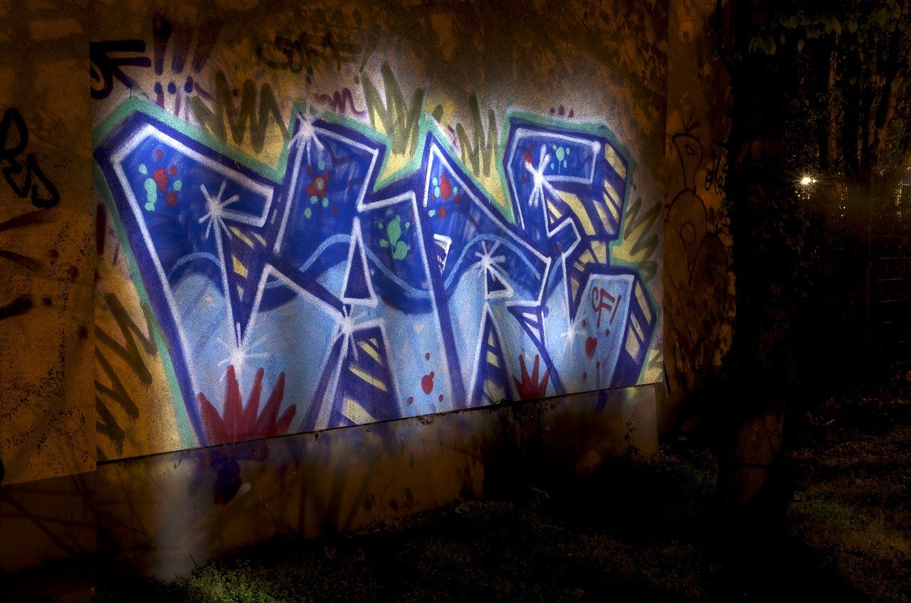 Graffiti Bombing in Köln - Photo by Jupiter - Care, CF, Cologne (2014)