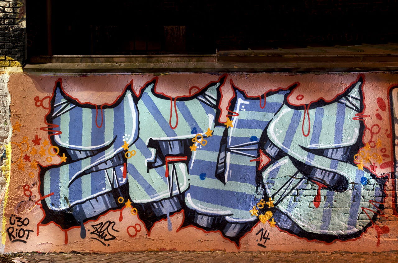 Graffiti Wall in Köln - Photo by Jupiter - Zeus, Pigs, Cologne (2014)