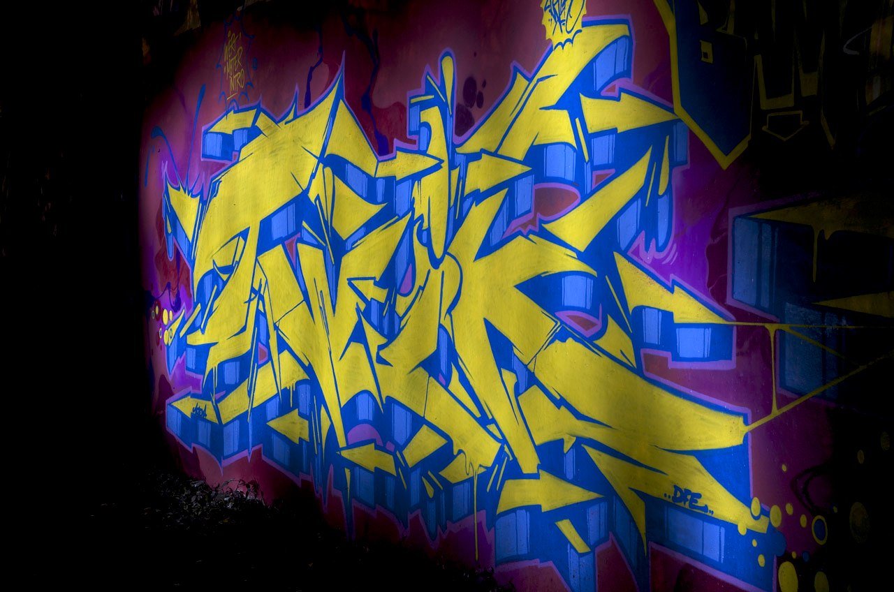 Graffiti Wall in Köln - Photo by Jupiter - Twik, DFE, Bandits (2013)