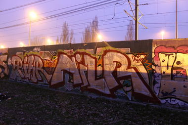 Graffiti Wall - Photo by JustTheG - milr, pitr, xmas