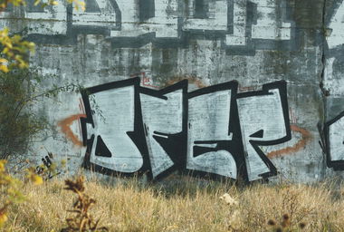 Graffiti Bombing in Pusztavacs - Photo by JustTheKid - ofep, hcz, hkz