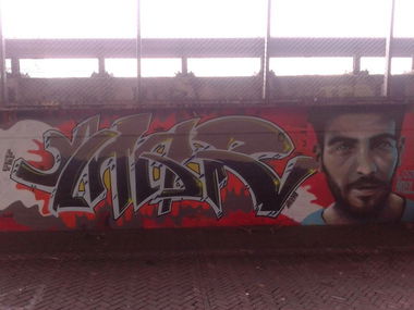 Graffiti Wall - Photo by KAMEHAME (2015)